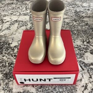 Hunter gold classic rain boots